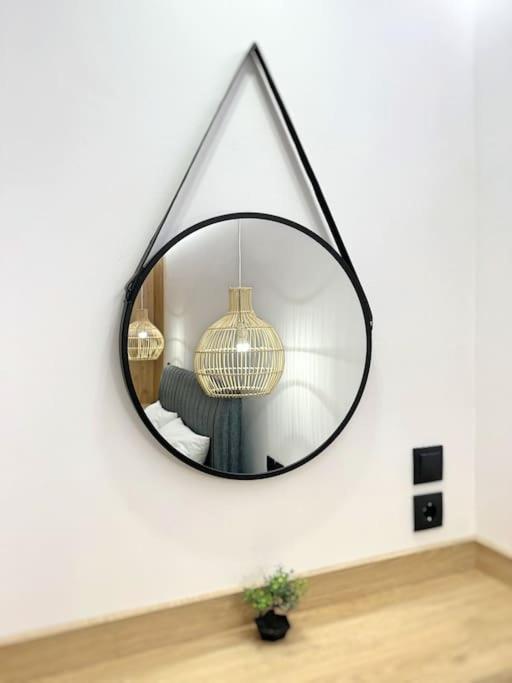 Oasis Luxury Apartments 埃雷特里亚 外观 照片
