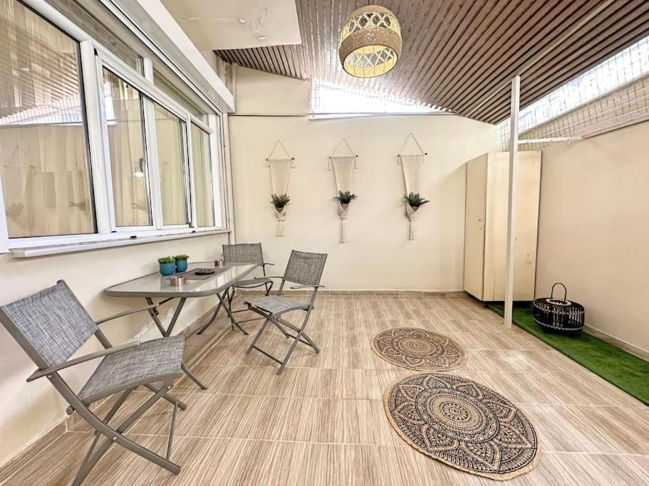 Oasis Luxury Apartments 埃雷特里亚 外观 照片