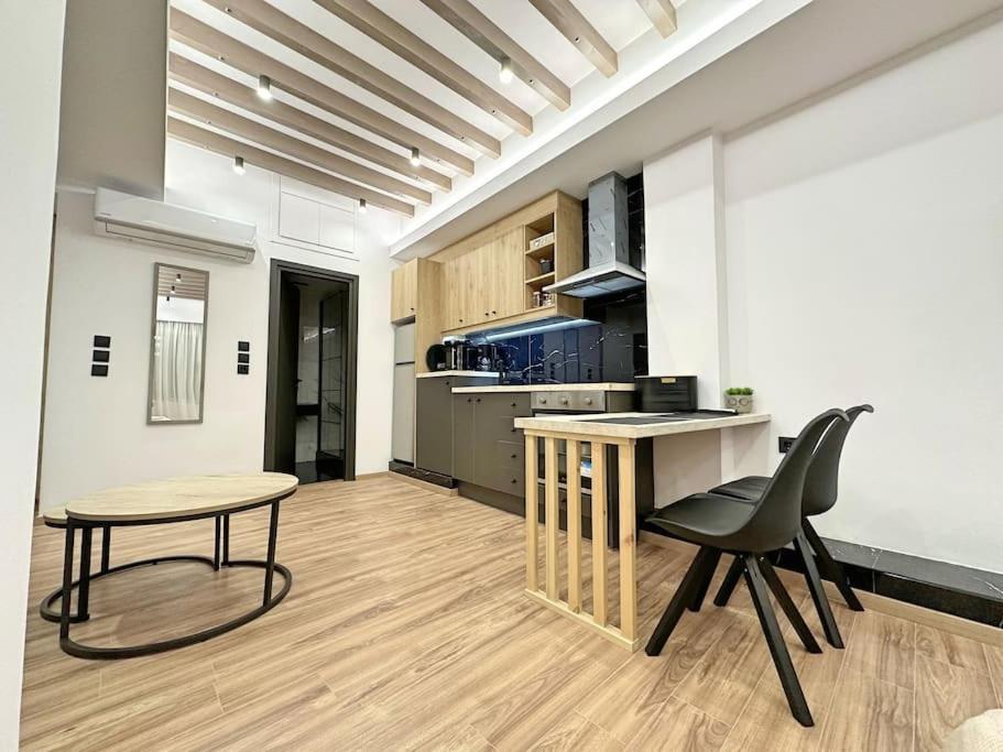 Oasis Luxury Apartments 埃雷特里亚 外观 照片