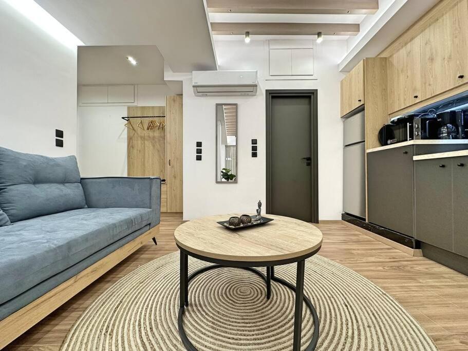 Oasis Luxury Apartments 埃雷特里亚 外观 照片