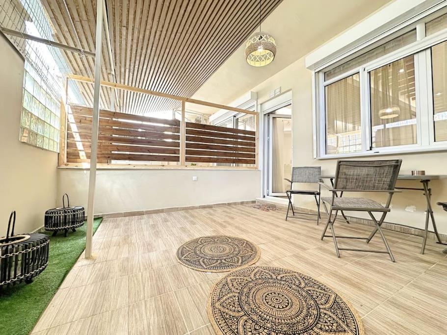 Oasis Luxury Apartments 埃雷特里亚 外观 照片