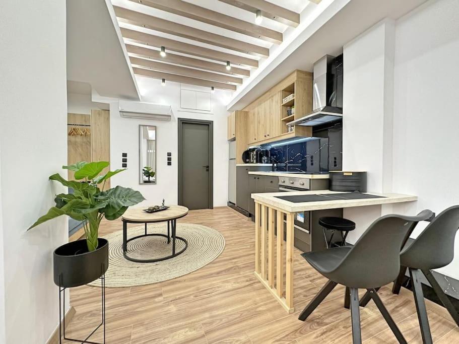 Oasis Luxury Apartments 埃雷特里亚 外观 照片